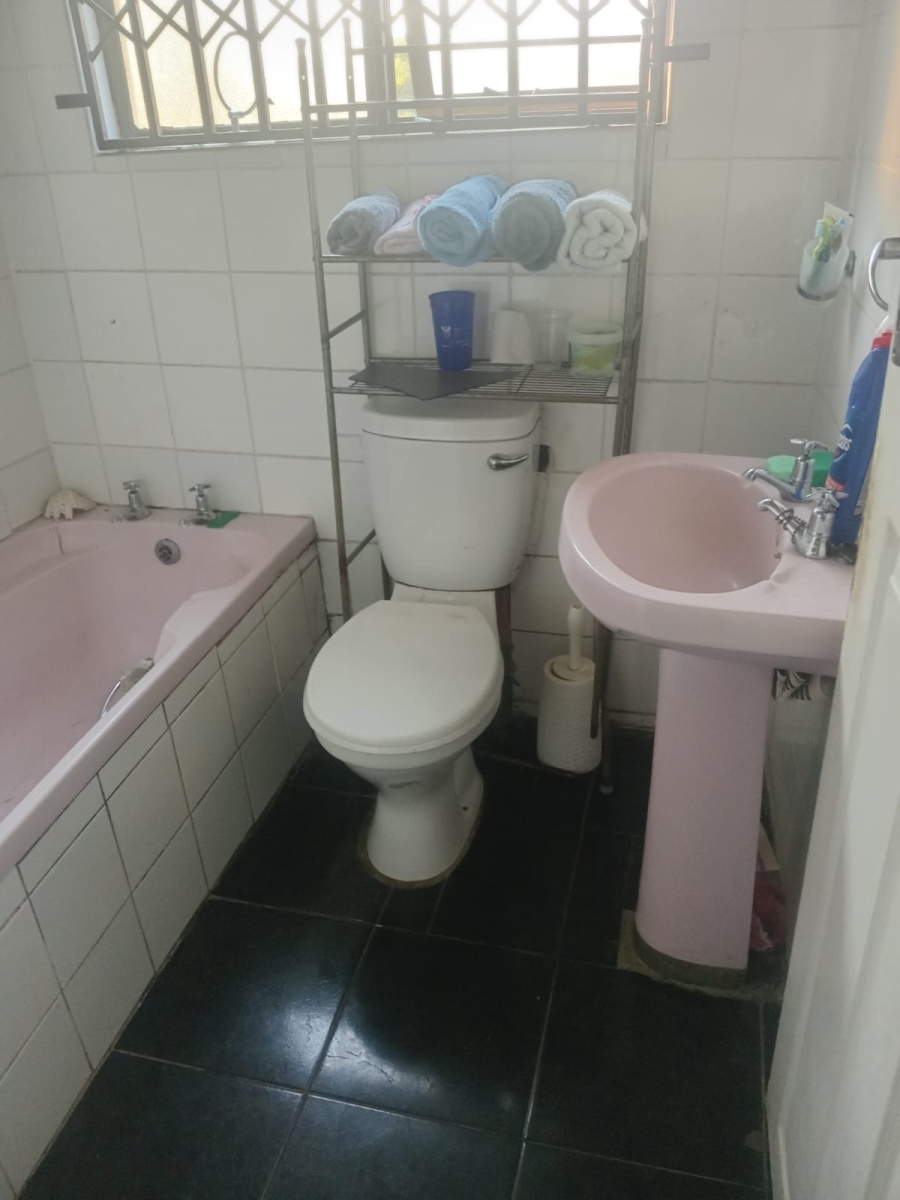 2 Bedroom Property for Sale in Mdantsane Nu 15 Eastern Cape